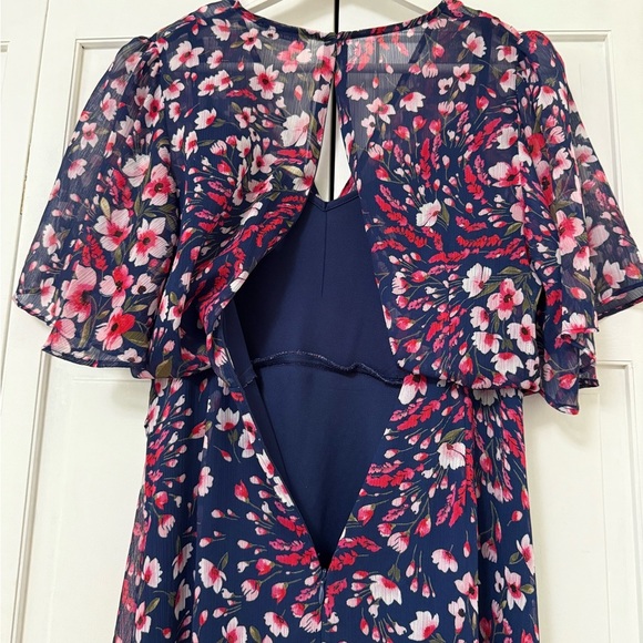 Calvin Klein Flutter Sleeve Floral Print Asymmetrical Hem MIDI Dress 4 Fairycore - Picture 7 of 15